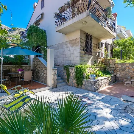 Apartment Lia *