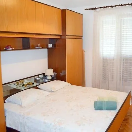 Apartment Lia